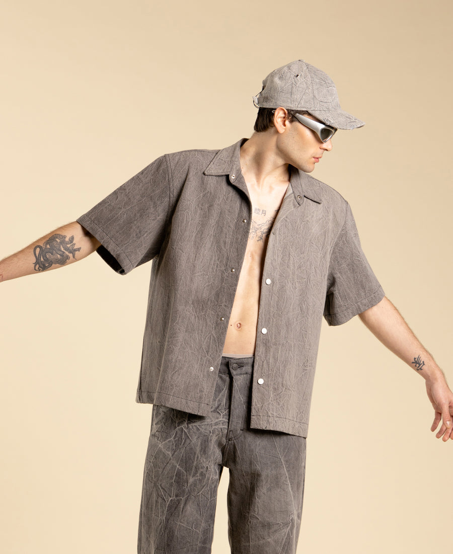 Camicia in denim grigio con texture