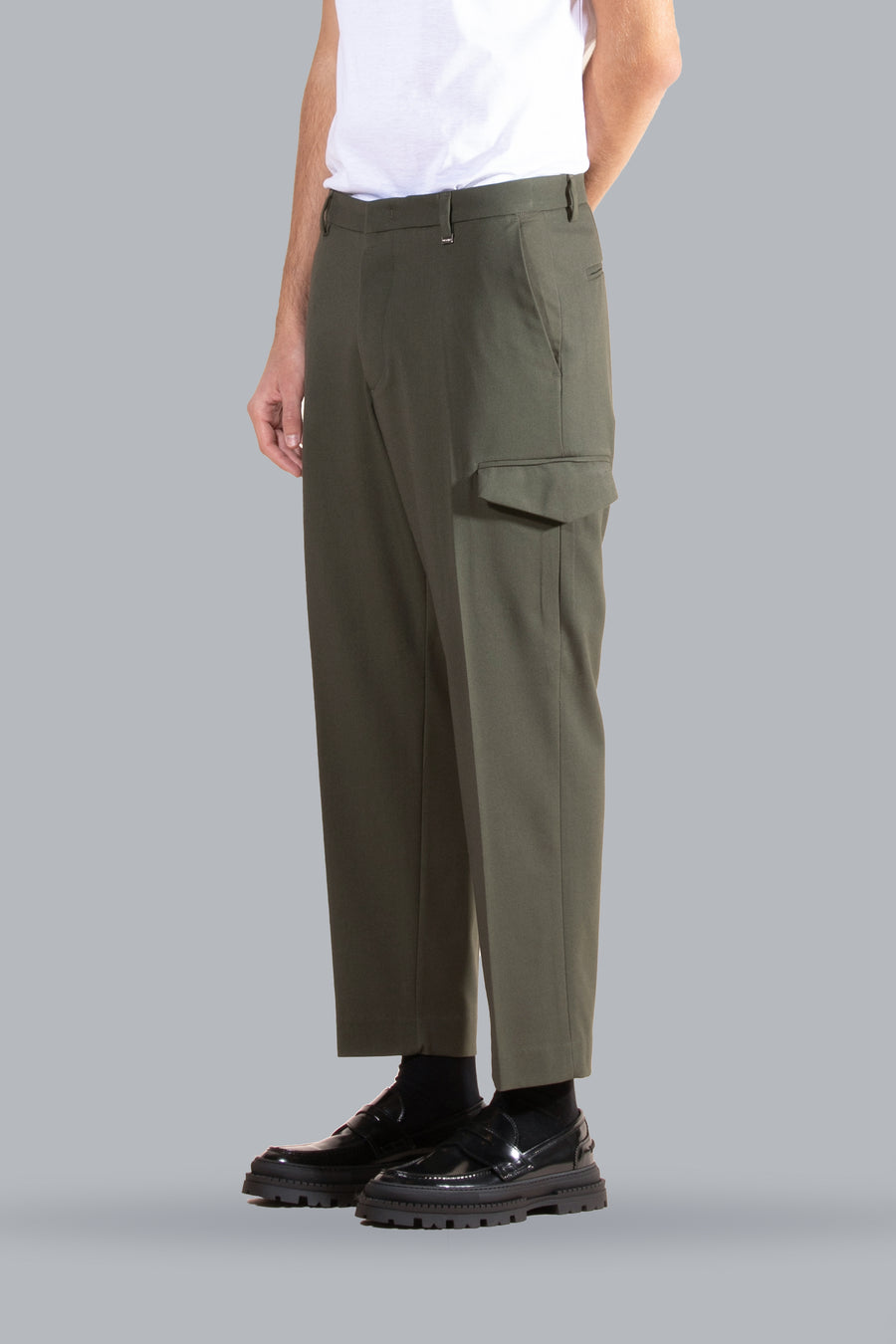 Pantalone regolare con tasconi - Verde