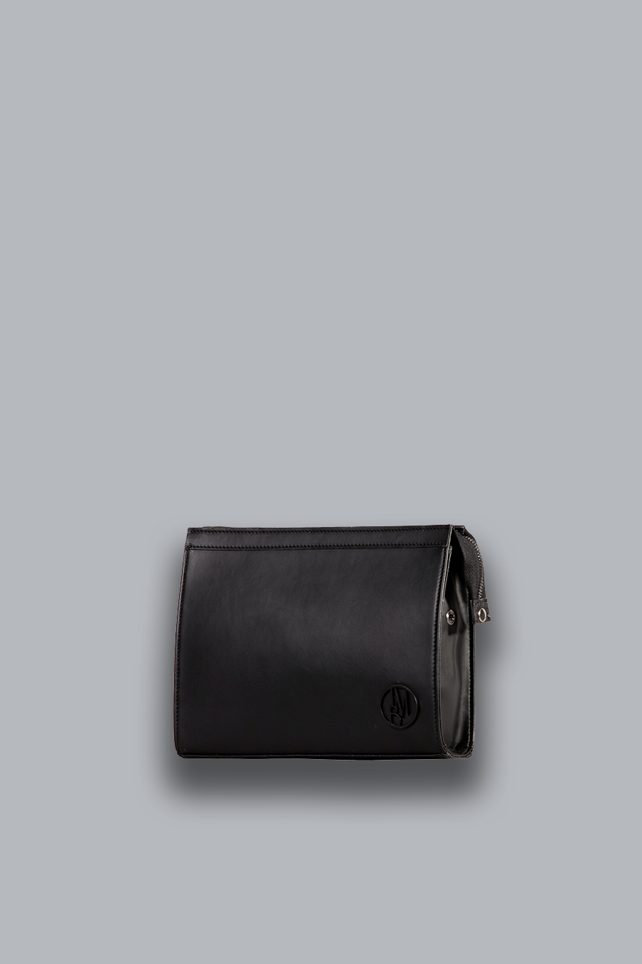 Pochette in ecopelle con logo in metallo nero opaco